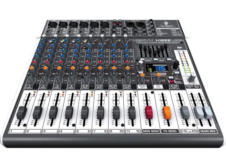 Behringer XENYX X1222USB 